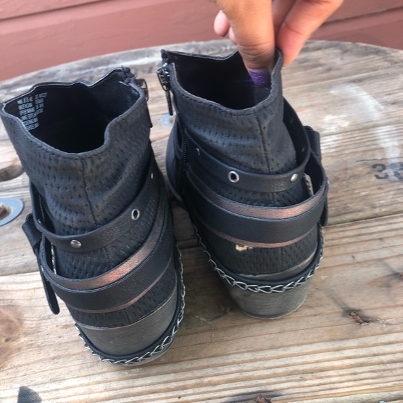 So ankle booties sz 8.5 M - Picture 4 of 11